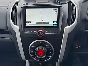 Used 2019 Isuzu D-Max Utah Double Cab Red - Interior and Exterior details 10