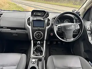 Used 2019 Isuzu D-Max Utah Double Cab Red - Interior and Exterior details 18