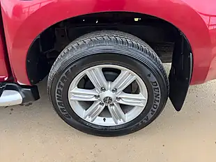 Used 2019 Isuzu D-Max Utah Double Cab Red - Interior and Exterior details 19