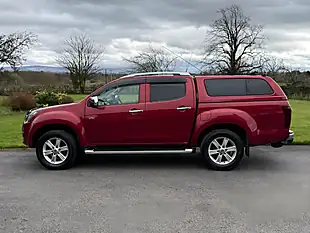 Used 2019 Isuzu D-Max Utah Double Cab Red - Interior and Exterior details 5