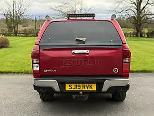 Used 2019 Isuzu D-Max Utah Double Cab Red - Interior and Exterior details 7
