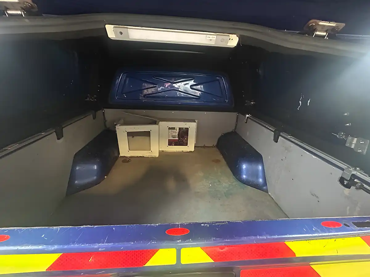Used 2019 Isuzu D-Max Utility Blue - Interior and Exterior details 15