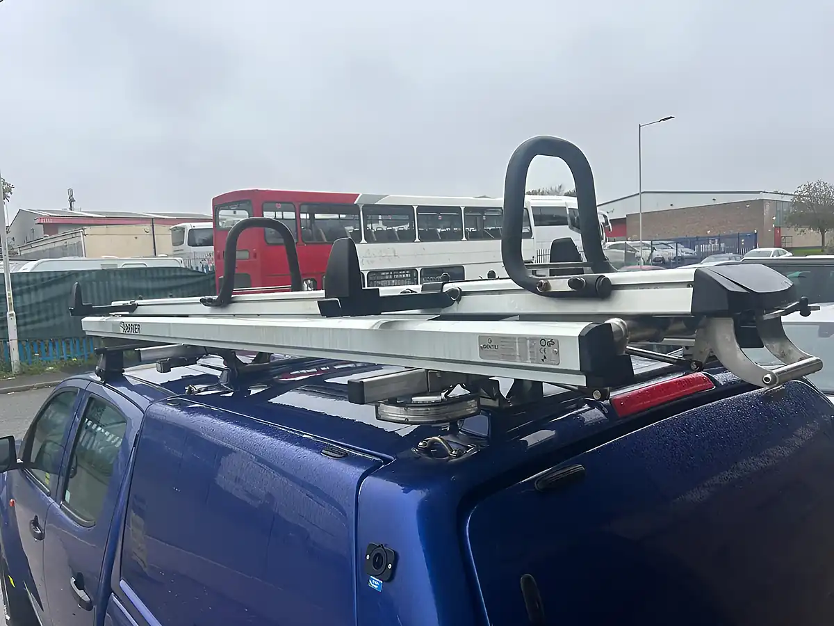 Used 2019 Isuzu D-Max Utility Blue - Interior and Exterior details 18