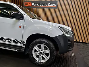 Used 2019 Isuzu D-Max Workman+ Splash White - Interior and Exterior details 13