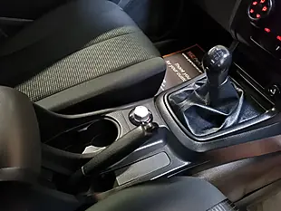 Used 2019 Isuzu D-Max Workman+ Splash White - Interior and Exterior details 17