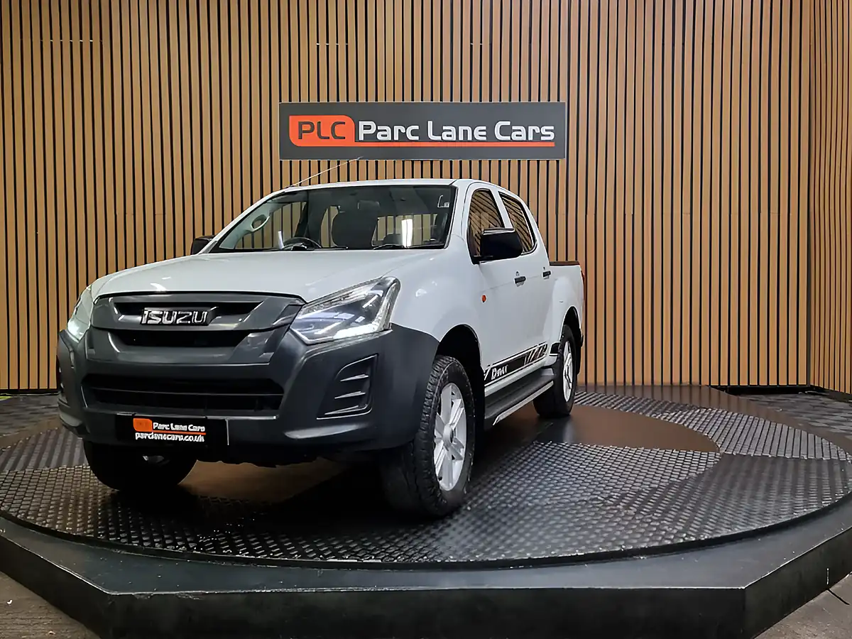 Used 2019 Isuzu D-Max Workman+ Splash White - Interior and Exterior details 4