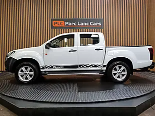 Used 2019 Isuzu D-Max Workman+ Splash White - Interior and Exterior details 6