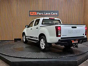 Used 2019 Isuzu D-Max Workman+ Splash White - Interior and Exterior details 7
