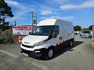 Used 2019 Iveco Daily 35S 3520 (business) White - Interior and Exterior details 4