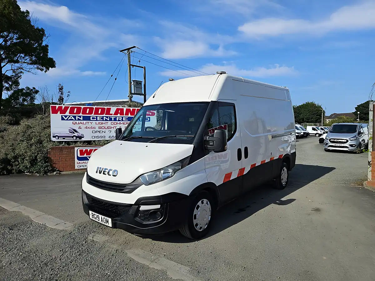 Used 2019 Iveco Daily 35S 3520 (business) White - Interior and Exterior details 4