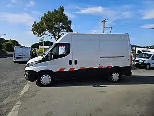 Used 2019 Iveco Daily 35S 3520 (business) White - Interior and Exterior details 5