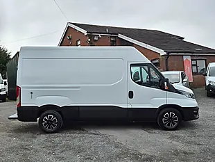 Used 2019 Iveco Daily 35S 3520 Mwb High Roof White - Interior and Exterior details 5