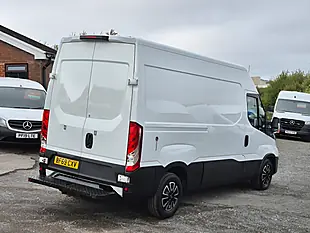 Used 2019 Iveco Daily 35S 3520 Mwb High Roof White - Interior and Exterior details 7