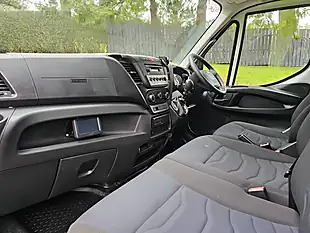 Used 2019 Iveco Daily 70C18D Dropside White - Interior and Exterior details 14