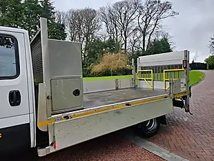 Used 2019 Iveco Daily 70C18D Dropside White - Interior and Exterior details 17