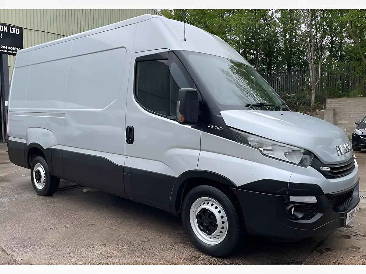Used 2019 Iveco Daily Business 35S 3520 White - Interior and Exterior details 6