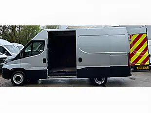 Used 2019 Iveco Daily Business 35S 3520 White - Interior and Exterior details 9