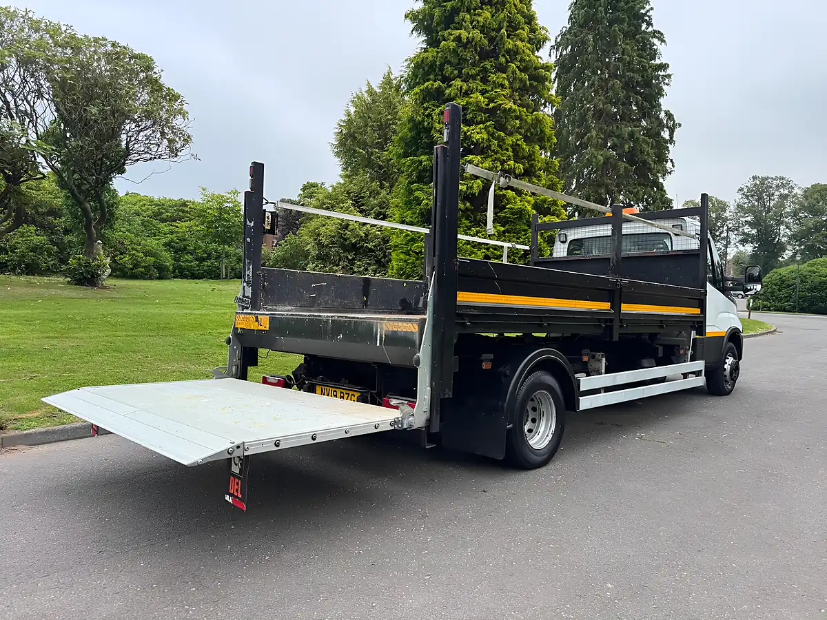 Used 2019 Iveco Daily Dropside / Tipper White - Interior and Exterior details 15