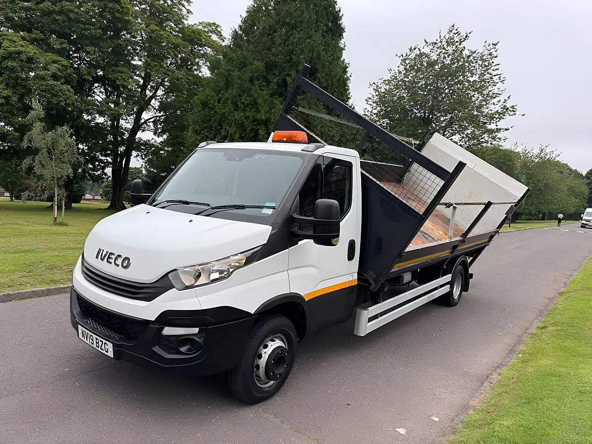Used 2019 Iveco Daily Dropside / Tipper White - Interior and Exterior details 2