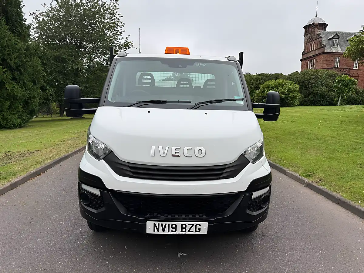 Used 2019 Iveco Daily Dropside / Tipper White - Interior and Exterior details 7