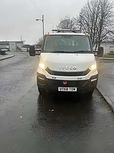 Used 2019 Iveco Daily White - Interior and Exterior details 3