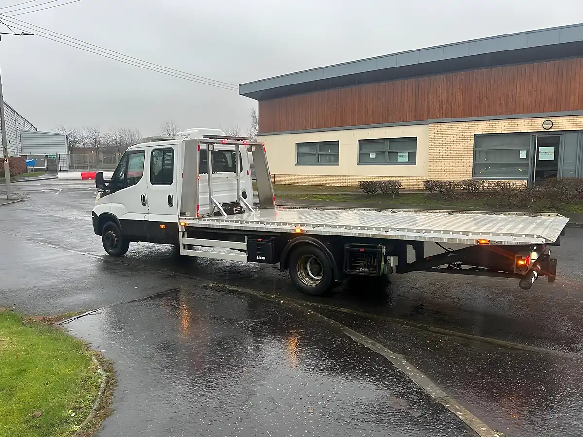 Used 2019 Iveco Daily White - Interior and Exterior details 7