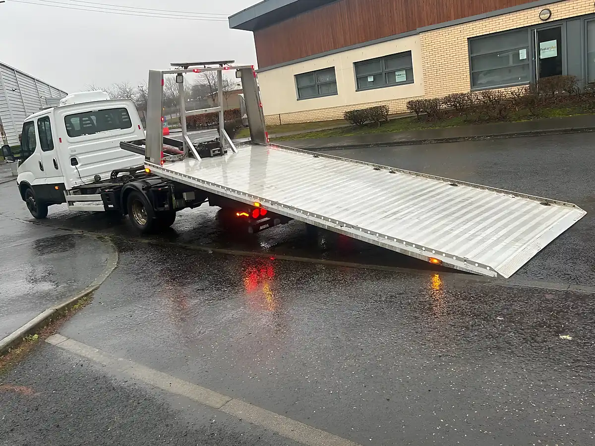 Used 2019 Iveco Daily White - Interior and Exterior details 9