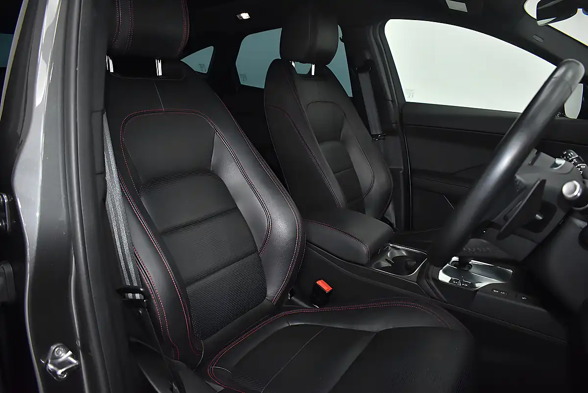 Used 2019 Jaguar E-Pace Chequered Flag Corris Grey - Interior and Exterior details 14
