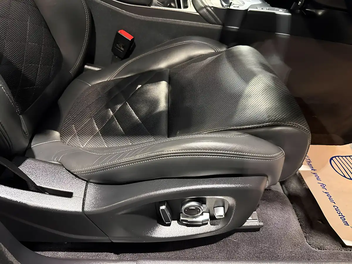 Used 2019 Jaguar E-Pace Hse Black - Interior and Exterior details 13
