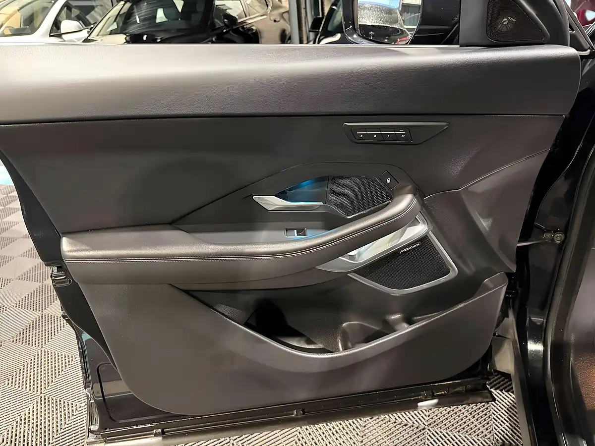 Used 2019 Jaguar E-Pace Hse Black - Interior and Exterior details 16