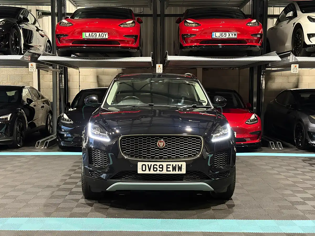 Used 2019 Jaguar E-Pace Hse Black - Interior and Exterior details 4