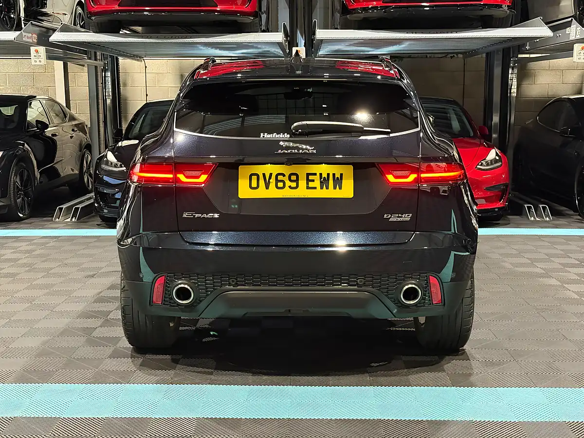 Used 2019 Jaguar E-Pace Hse Black - Interior and Exterior details 8