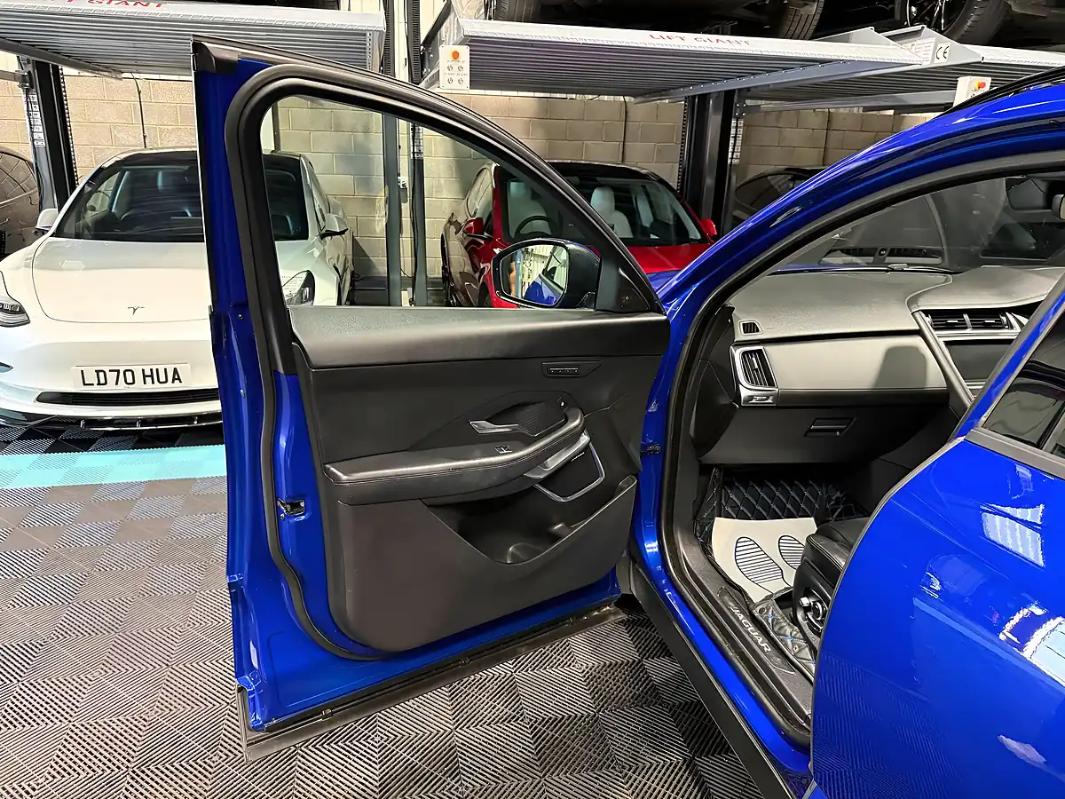 Used 2019 Jaguar E-Pace Hse Blue - Interior and Exterior details 16