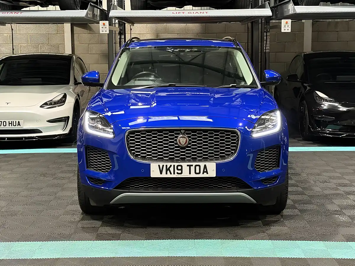 Used 2019 Jaguar E-Pace Hse Blue - Interior and Exterior details 4