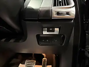 Used 2019 Jaguar E-Pace R-Dynamic Hse Black - Interior and Exterior details 17