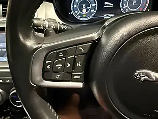 Used 2019 Jaguar E-Pace R-Dynamic Hse Black - Interior and Exterior details 18