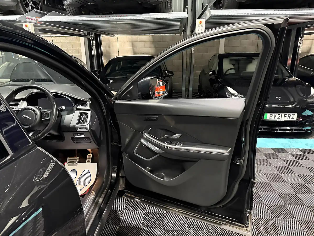 Used 2019 Jaguar E-Pace R-Dynamic Hse Black - Interior and Exterior details 13