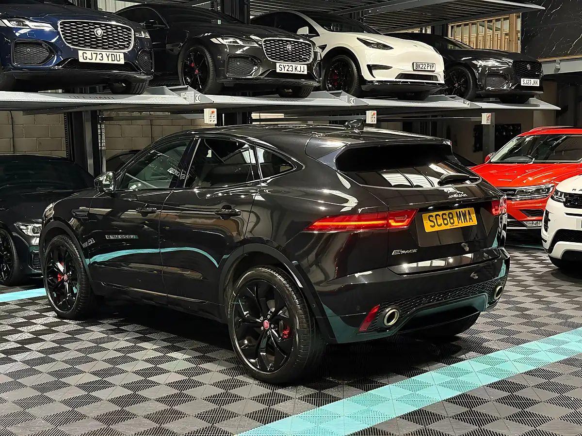 Used 2019 Jaguar E-Pace R-Dynamic Hse Black - Interior and Exterior details 7