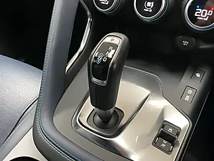 Used 2019 Jaguar E-Pace R-Dynamic Hse Black - Interior and Exterior details 3