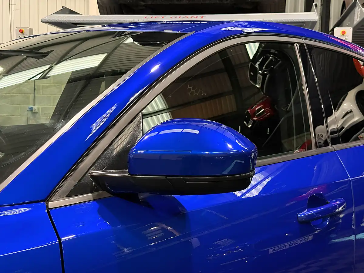 Used 2019 Jaguar E-Pace R-Dynamic Hse Blue - Interior and Exterior details 14