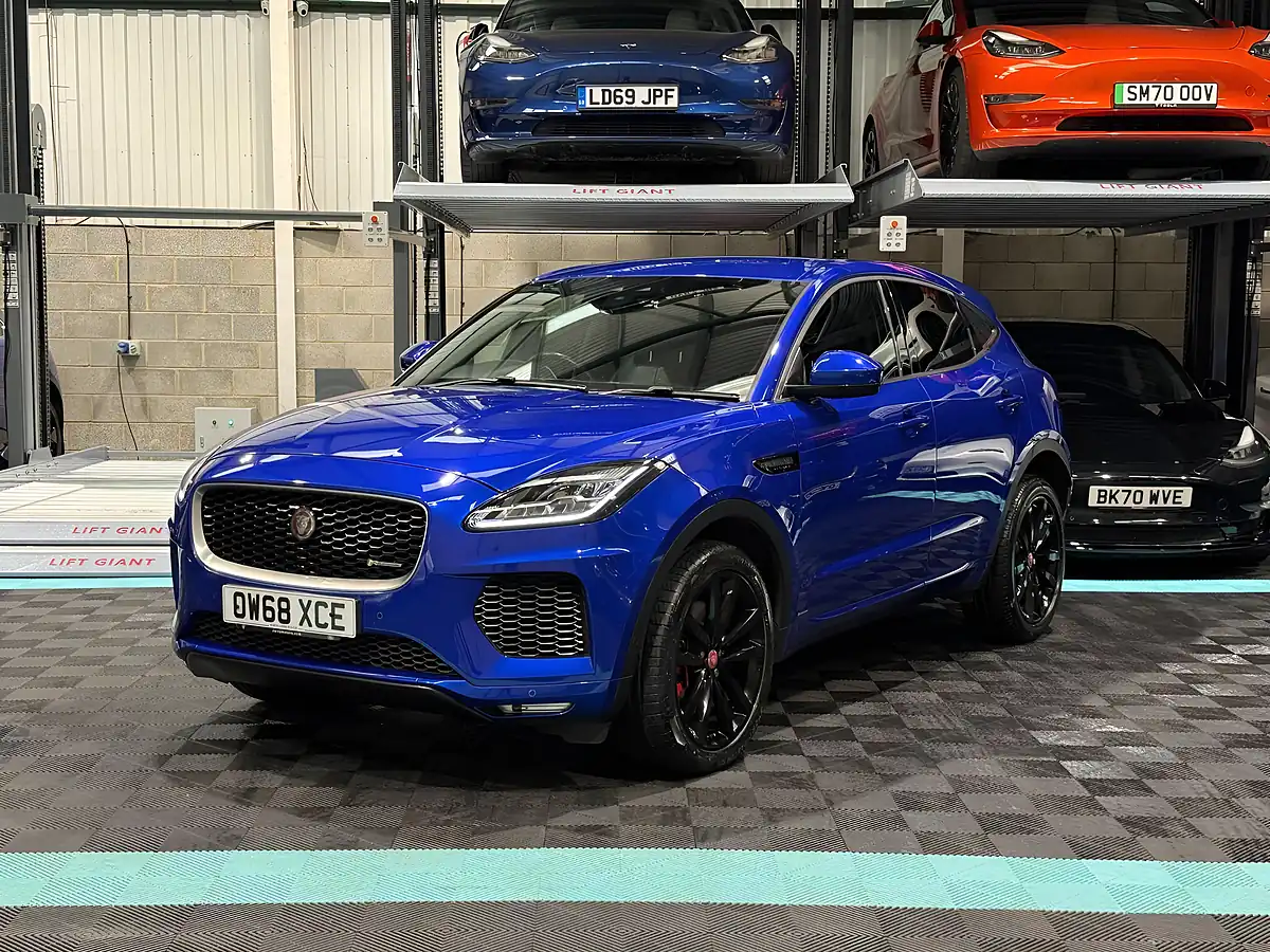 Used 2019 Jaguar E-Pace R-Dynamic Hse Blue - Interior and Exterior details 5