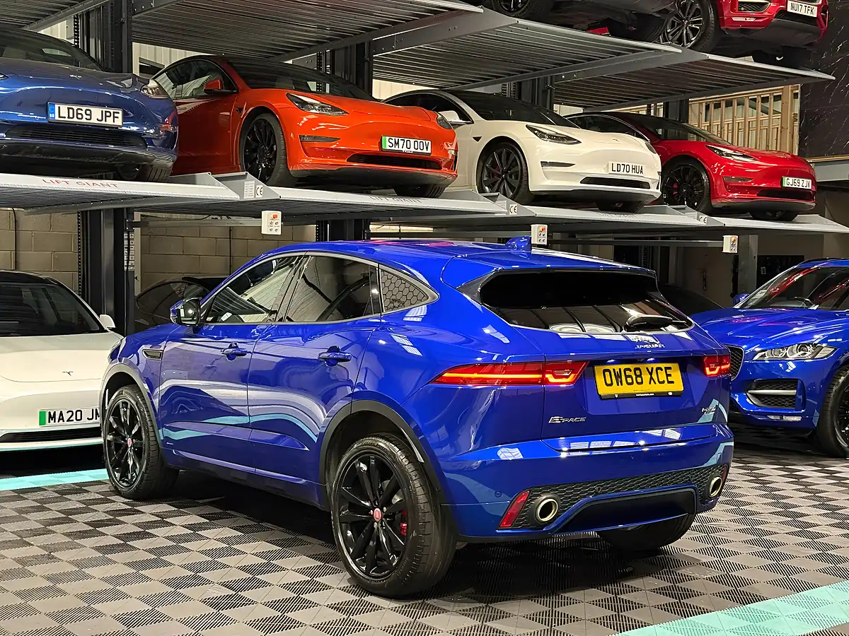 Used 2019 Jaguar E-Pace R-Dynamic Hse Blue - Interior and Exterior details 7