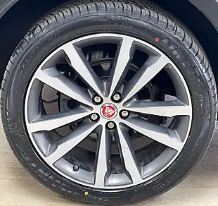 Used 2019 Jaguar E-Pace R-Dynamic Hse Corris Grey - Interior and Exterior details 10