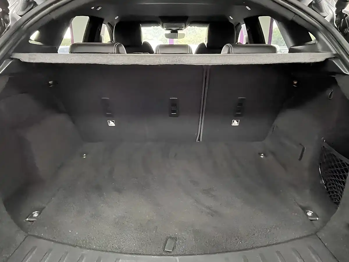 Used 2019 Jaguar E-Pace R-Dynamic Hse Corris Grey - Interior and Exterior details 11