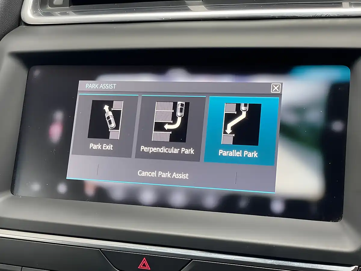 Used 2019 Jaguar E-Pace R-Dynamic Hse Corris Grey - Interior and Exterior details 18