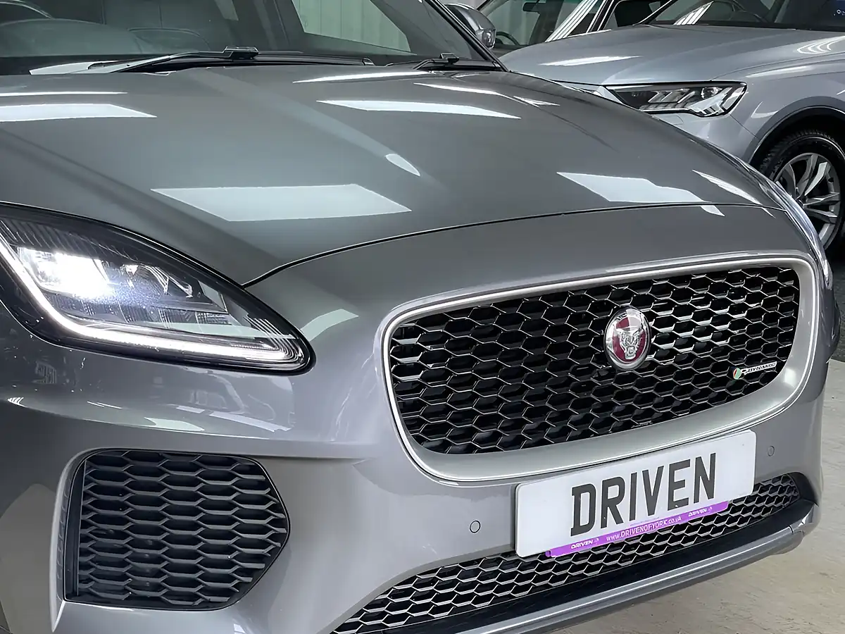 Used 2019 Jaguar E-Pace R-Dynamic Hse Corris Grey - Interior and Exterior details 3