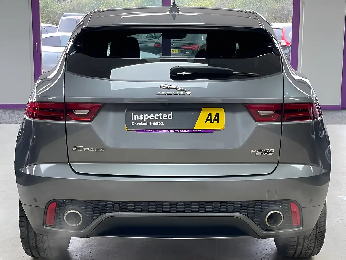 Used 2019 Jaguar E-Pace R-Dynamic Hse Corris Grey - Interior and Exterior details 8