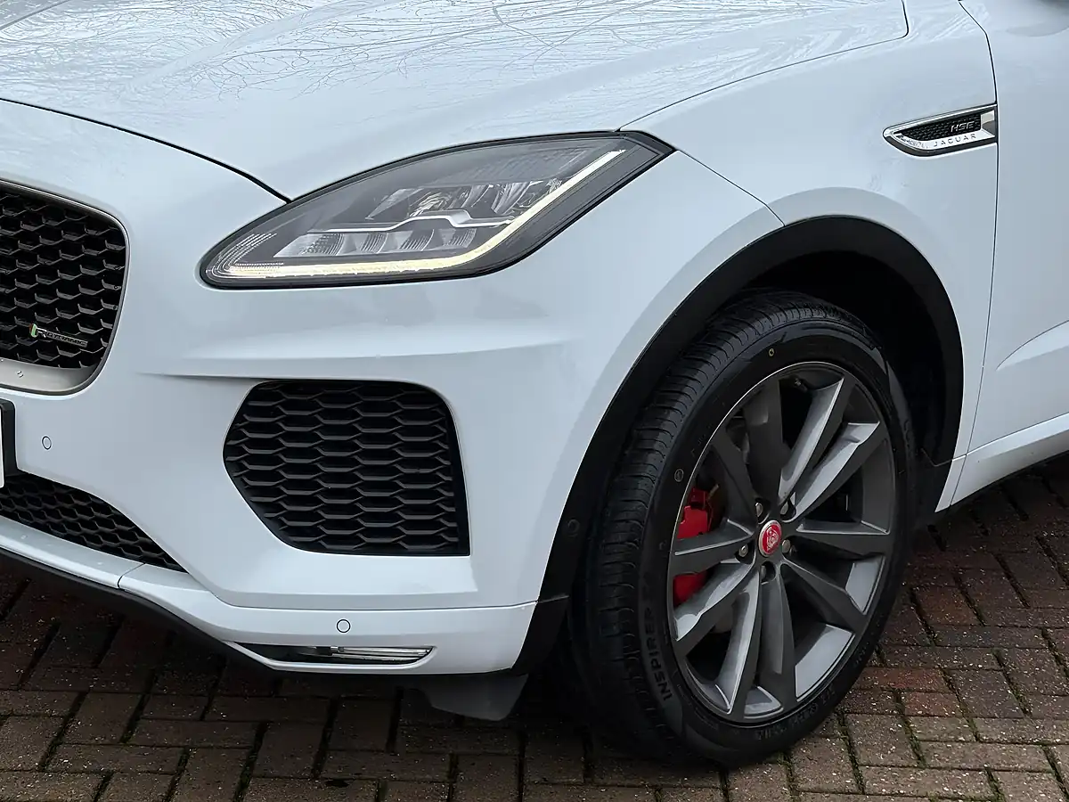 Used 2019 Jaguar E-Pace R-Dynamic Hse White - Interior and Exterior details 12