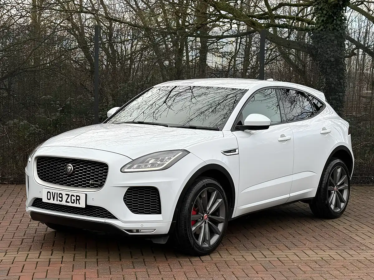 Used 2019 Jaguar E-Pace R-Dynamic Hse White - Interior and Exterior details 5
