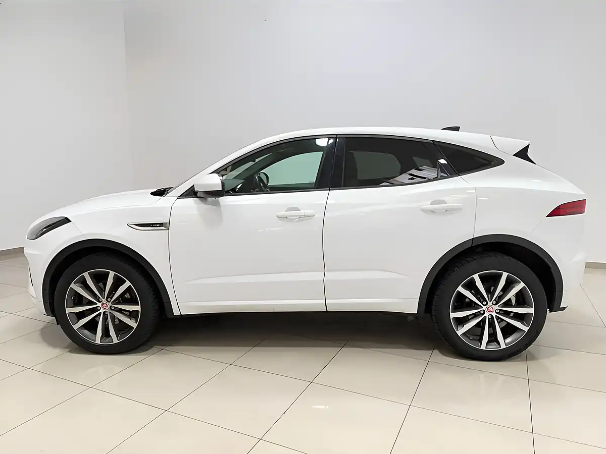 Used 2019 Jaguar E-Pace R-Dynamic Hse White - Interior and Exterior details 5